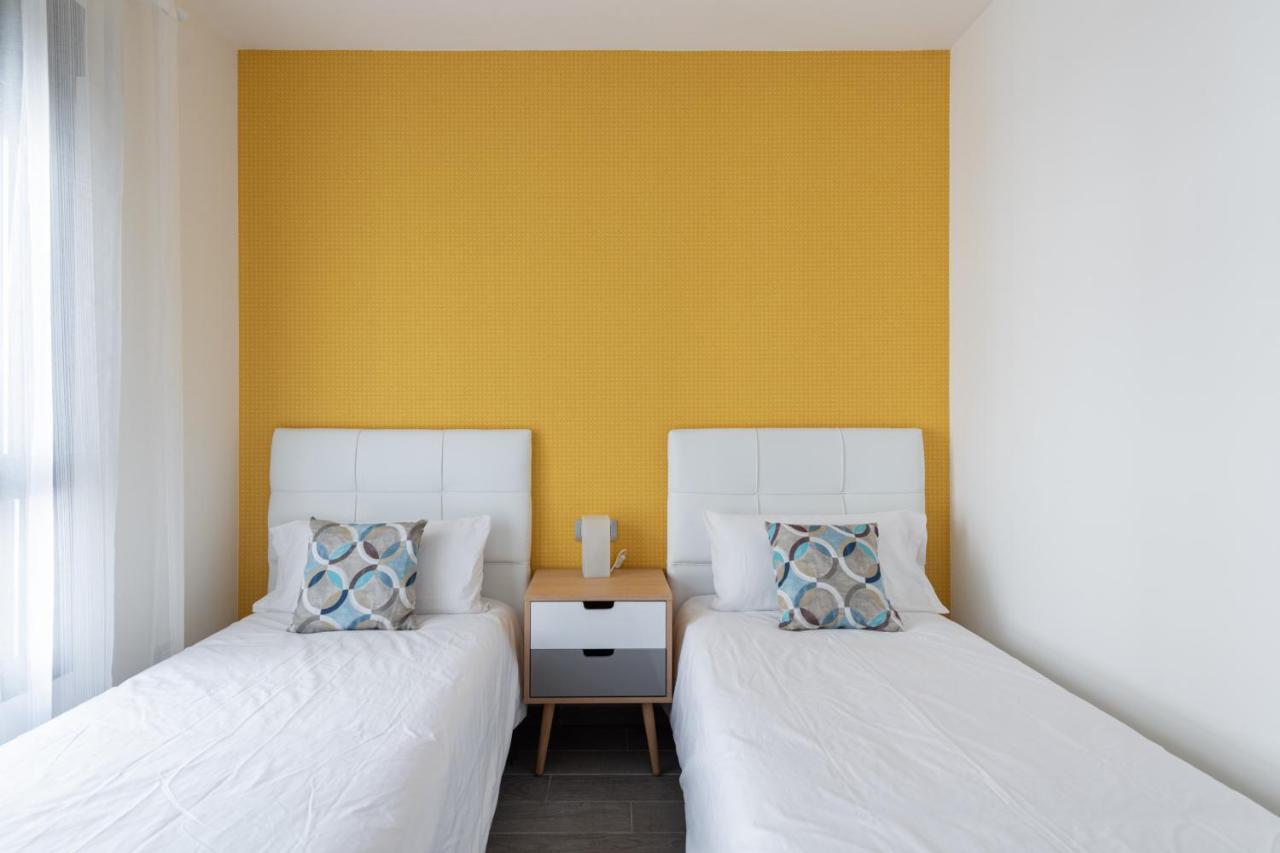 Homeforguest Apartamento En Residencia De Lujo Con Terraza Y Piscina La Guirra Eksteriør bilde