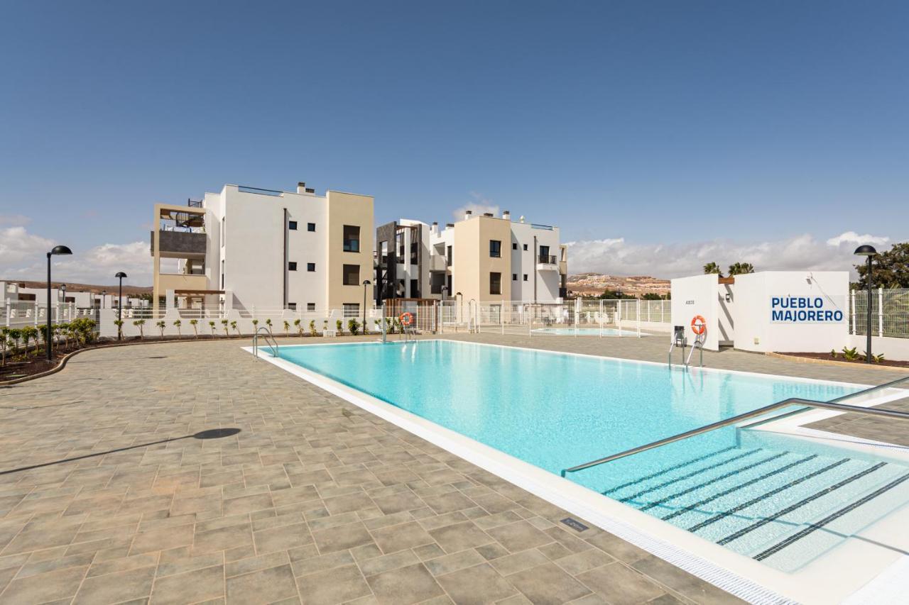 Homeforguest Apartamento En Residencia De Lujo Con Terraza Y Piscina La Guirra Eksteriør bilde
