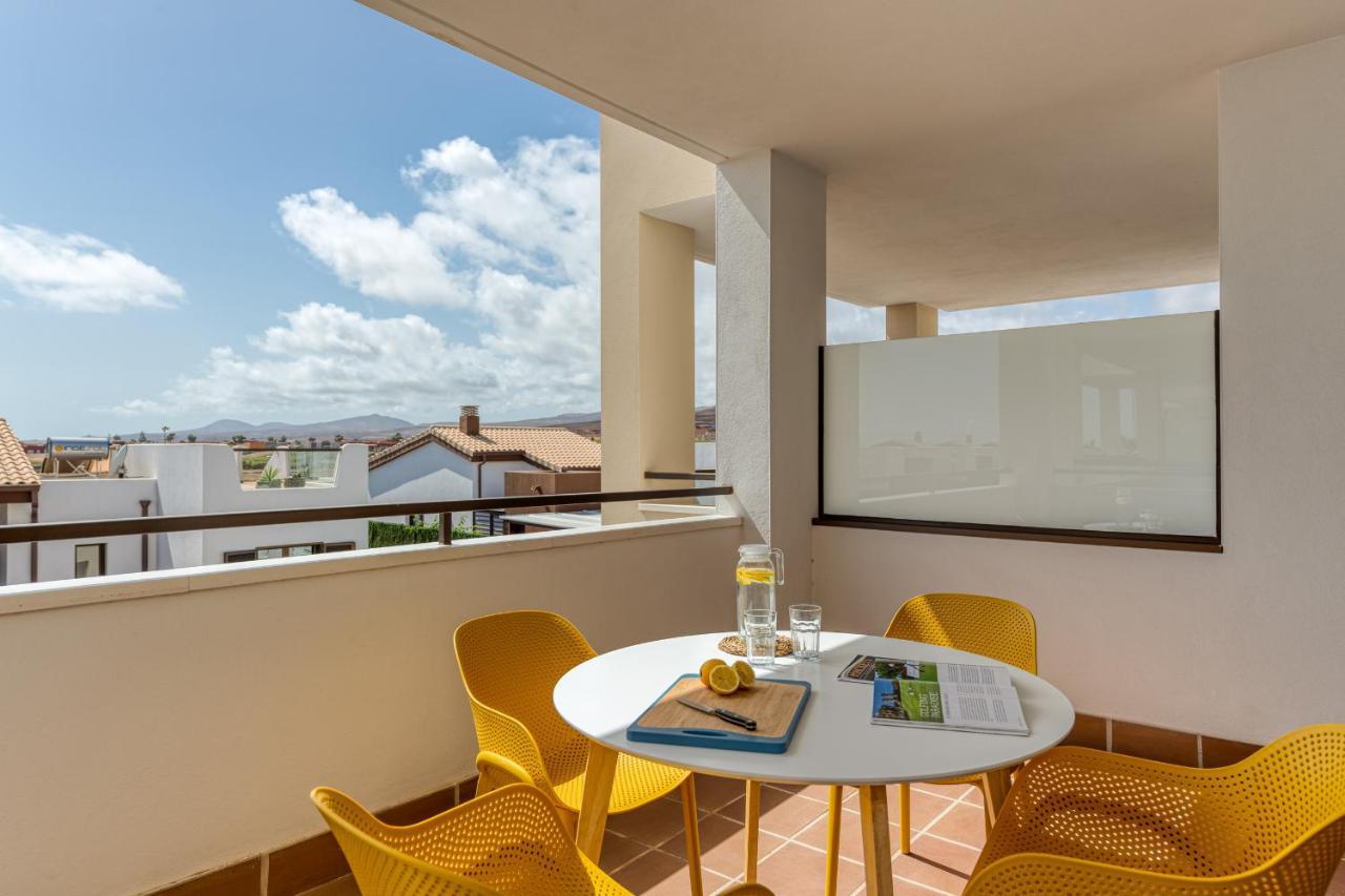 Homeforguest Apartamento En Residencia De Lujo Con Terraza Y Piscina La Guirra Eksteriør bilde