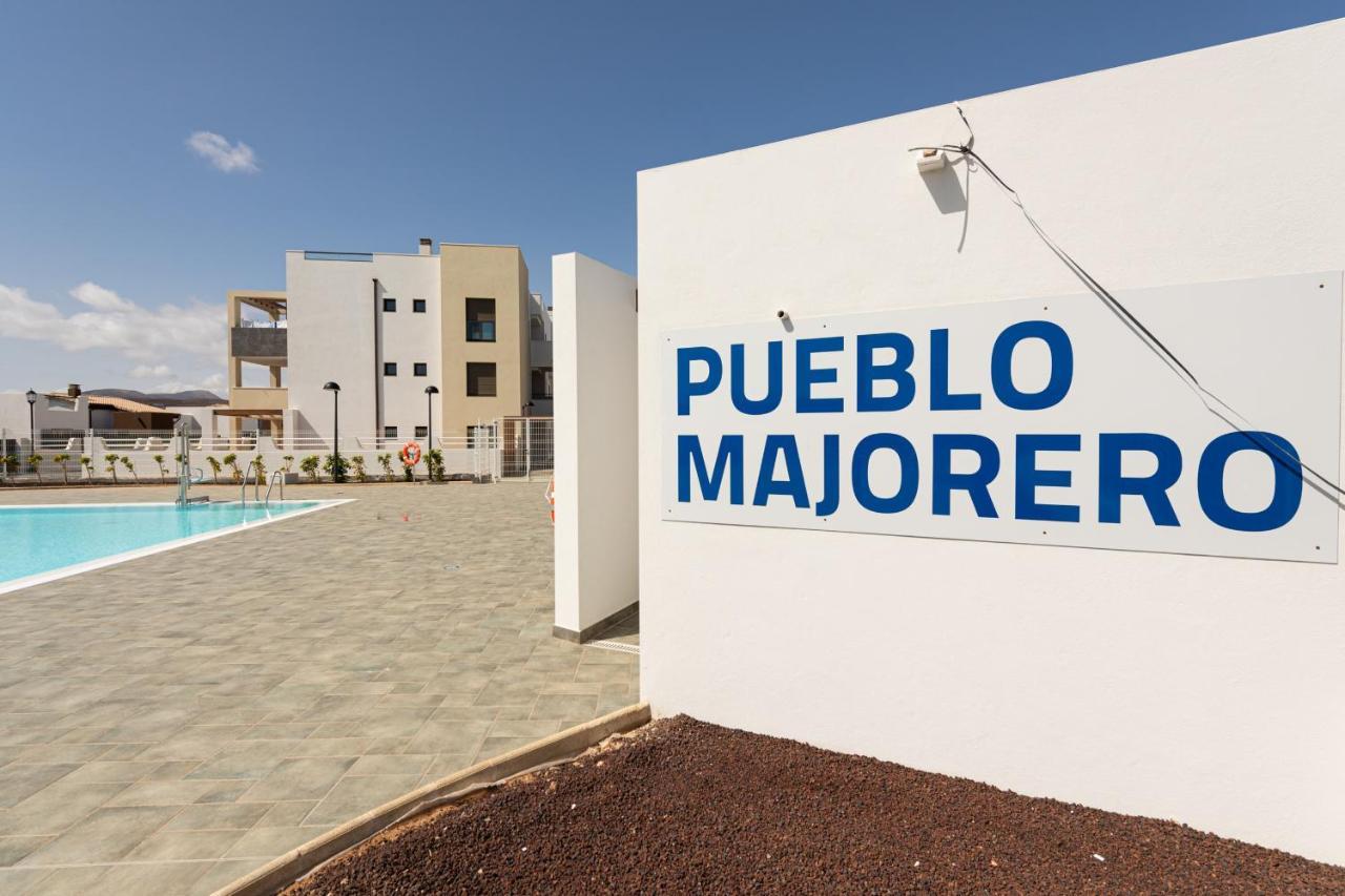 Homeforguest Apartamento En Residencia De Lujo Con Terraza Y Piscina La Guirra Eksteriør bilde