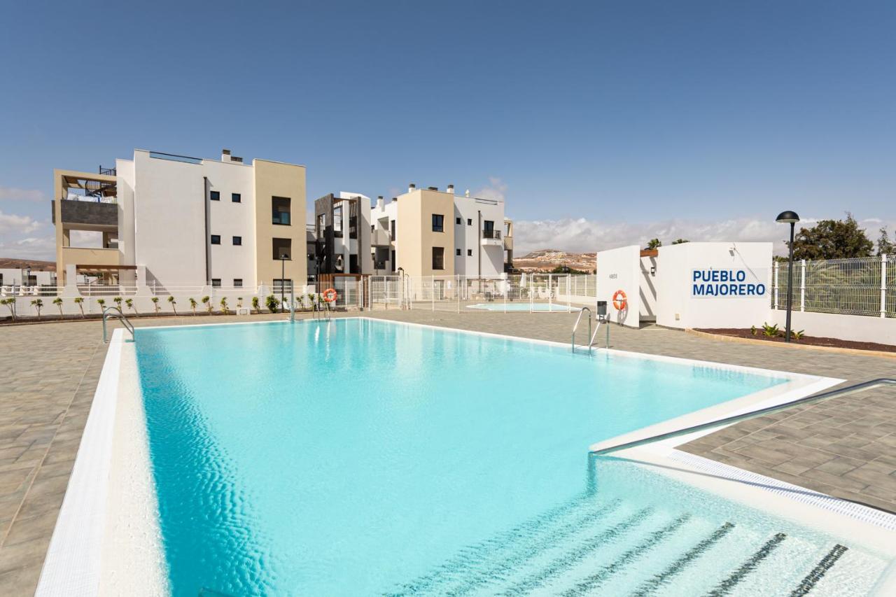 Homeforguest Apartamento En Residencia De Lujo Con Terraza Y Piscina La Guirra Eksteriør bilde